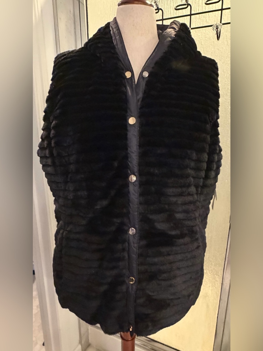 NWT Charter Club Black Faux Fur Reversible Hooded Vest Size XXL $38